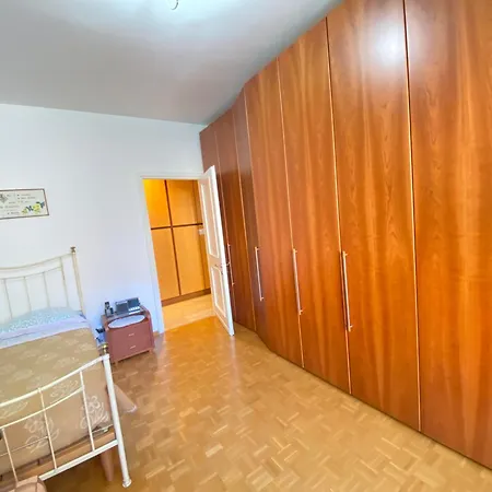 Appartamento Beada Home, A Pochi Passi Dal Centro Storico E Navigli, Con Fermata Metropolitana Sotto Casa